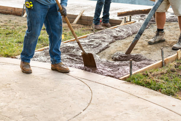 Best Concrete Retaining Walls in Lanse, MI